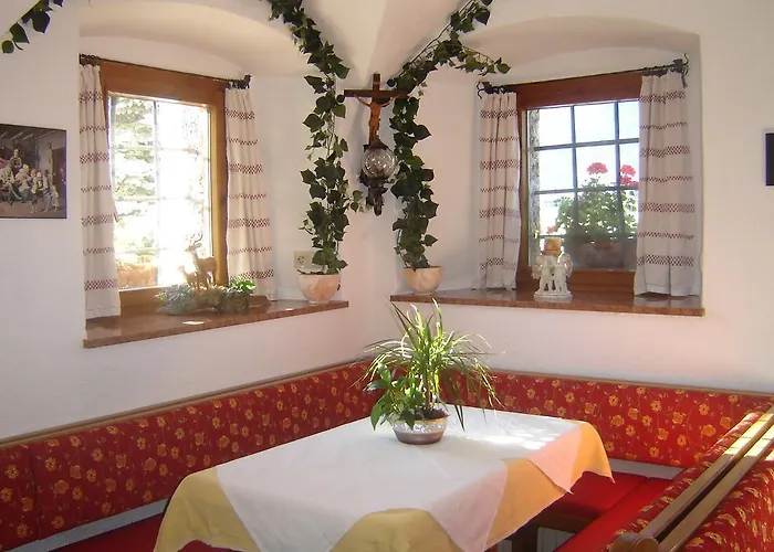 ファームステイ Thurnhof フラッハウ